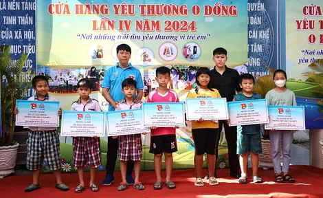 “Cửa hàng yêu thương 0 đồng” đến với thiếu nhi có hoàn cảnh khó khăn