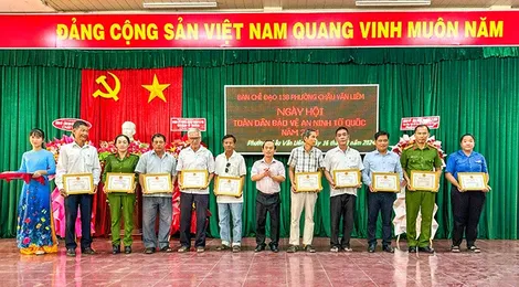 Nhiều hoạt động hưởng ứng Ngày hội Toàn dân bảo vệ an ninh Tổ quốc tại phường Châu Văn Liêm