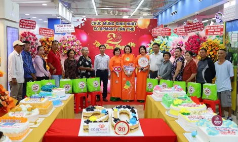 Co.opmart Cần Thơ mừng sinh nhật lần thứ 20