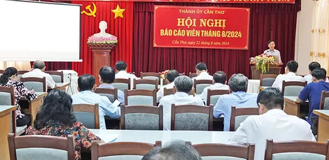 Cung cấp thông tin và định hướng tuyên truyền