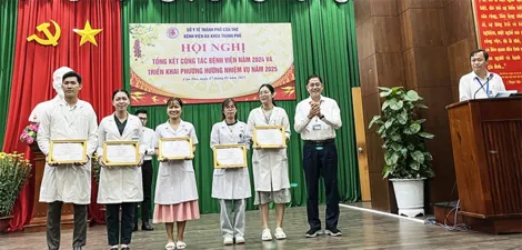 Bệnh viện Đa khoa TP Cần Thơ
​Tập trung nâng cao chất lượng toàn diện, giữ vị trí bệnh viện hạng I