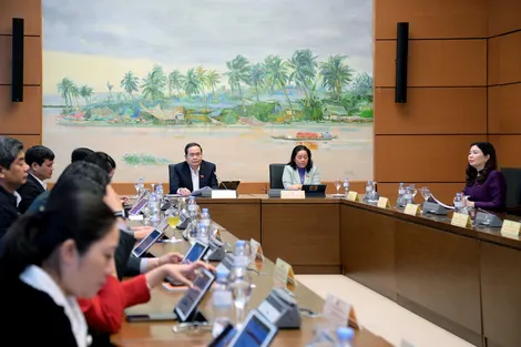 Trình Quốc hội Nghị quyết tháo gỡ vướng mắc 
trong hoạt động khoa học, công nghệ