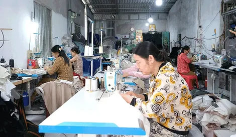 Xây dựng nông thôn mới gắn với giảm nghèo bền vững