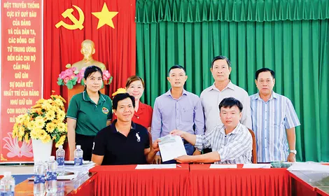 Trợ lực giúp nông dân làm giàu