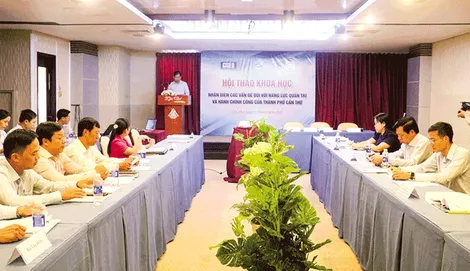 Phát huy vai trò người dân trong quản trị hành chính công