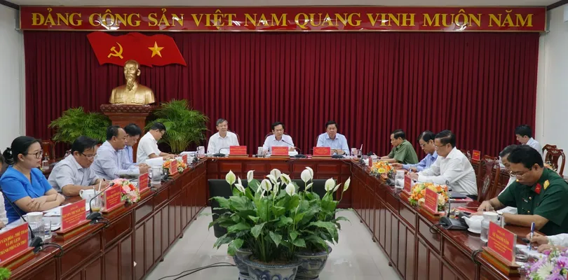 Chuẩn bị chu đáo để tổ chức các hoạt động 
chào mừng kỷ niệm 50 năm Ngày Giải phóng miền Nam, thống nhất đất nước đảm bảo ý nghĩa
