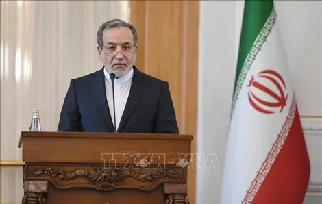 Iran từ chối đàm phán trực tiếp với Mỹ về hạt nhân