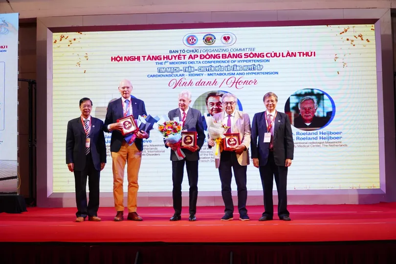 Chiến lược đối phó và dự phòng tăng huyết áp cùng các bệnh đồng mắc tại cộng đồng