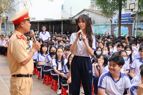 Chủ động tuyên truyền pháp luật đảm bảo trật tự, an toàn giao thông