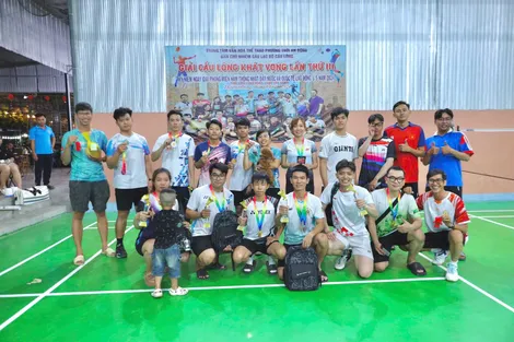 Sôi nổi các hoạt động văn nghệ, thể thao chào mừng Lễ 30-4