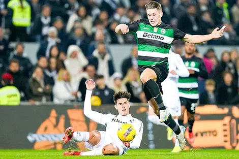 Viktor Gyokeres - "cỗ máy ghi bàn" của Sporting Lisbon