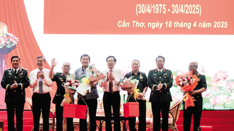 Họp mặt kỷ niệm 50 năm Ngày Giải phóng miền Nam, thống nhất đất nước