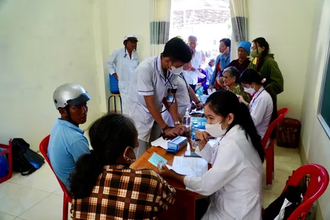 Nghĩa tình tháng Tư nơi vùng đất cuối trời Tổ quốc
