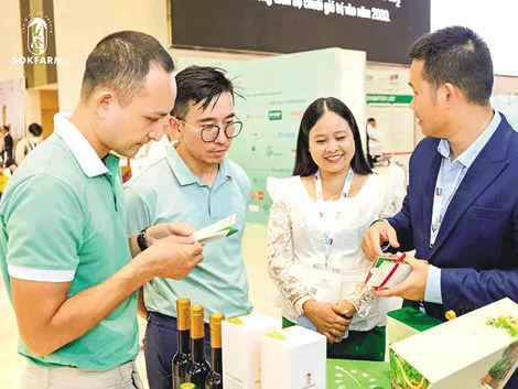 Ðồng bào Khmer Nam bộ đoàn kết, xây dựng và bảo vệ quê hương