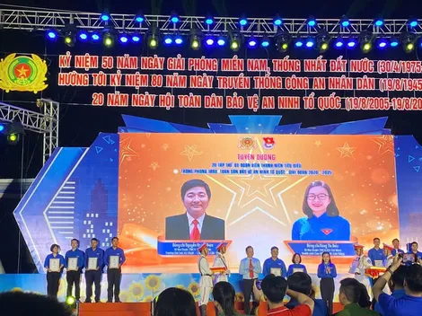 Thạc sĩ Nguyễn Hoàng Viện - điển hình trong phong trào “Toàn dân bảo vệ an ninh Tổ quốc”