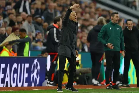 Luis Enrique thay đổi PSG