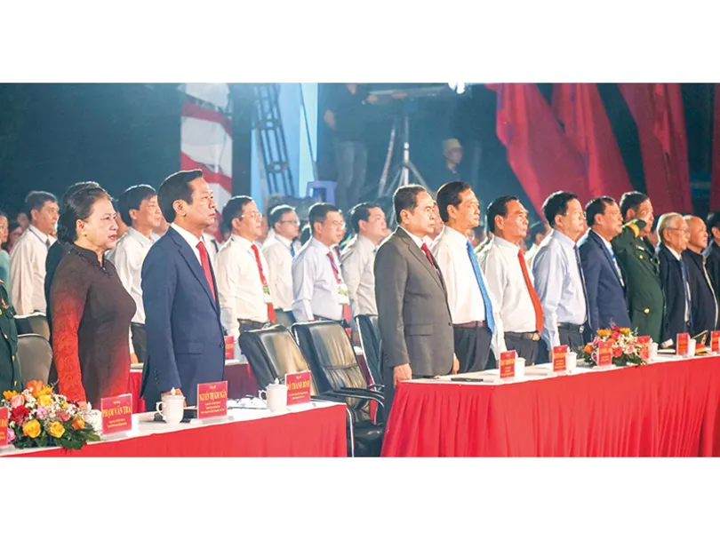 Phát huy truyền thống cách mạng vẻ vang, đoàn kết, chung sức, chung lòng, xây dựng TP Cần Thơ phát triển văn minh, hiện đại