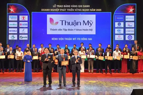 Bệnh viện Thuận Mỹ ITO Đồng Nai, thành viên Tập đoàn y khoa Hoàn Mỹ nhận giải thưởng Doanh nghiệp phát triển vững mạnh 2025