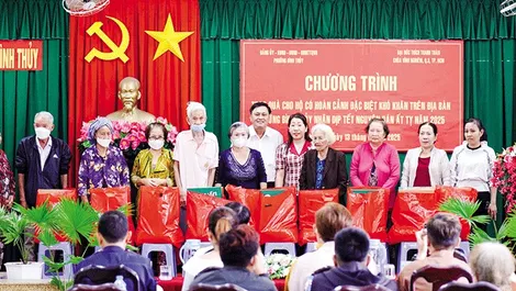 Phát huy dân chủ, huy động sức dân xây dựng quê hương