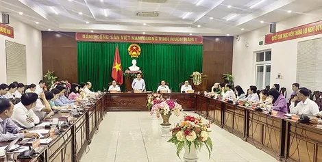 Họp chuẩn bị nội dung kỳ họp thường lệ giữa năm 2025 của HÐND thành phố