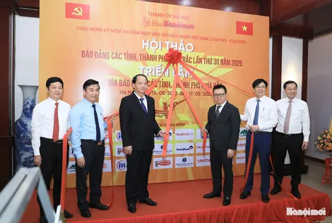 Triển lãm ảnh báo Đảng các tỉnh, thành phố phía Bắc