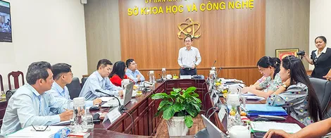 Đánh giá giữa kỳ đề tài nghiên cứu về nâng cao năng lực quản trị và hành chính công