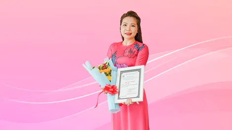 Nhà thơ Huệ Thi"Cảm ơn đất nước hòa bình"