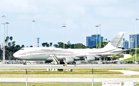 Tranh cãi việc Mỹ nhận máy bay Qatar tặng