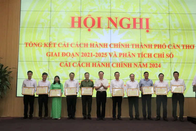 Tiếp tục cải thiện các chỉ số về cải cách hành chính trong năm 2025 và giai đoạn tiếp theo