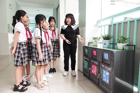 “Suy nghĩ kỹ trước khi bạn vứt bỏ”