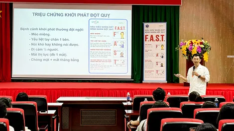 Tập huấn về nhận diện và xử trí đột quỵ