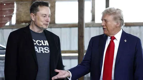 Tỉ phú Elon Musk rời khỏi chính trường