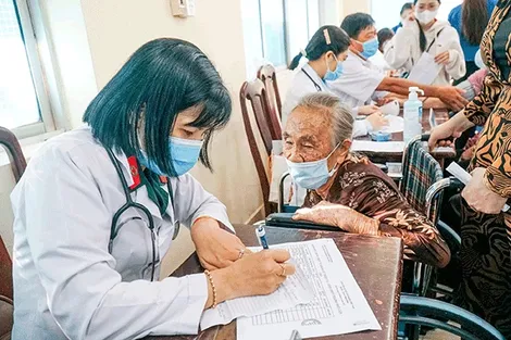 Khám bệnh, cấp thuốc miễn phí cho hơn 21.000 lượt người dân