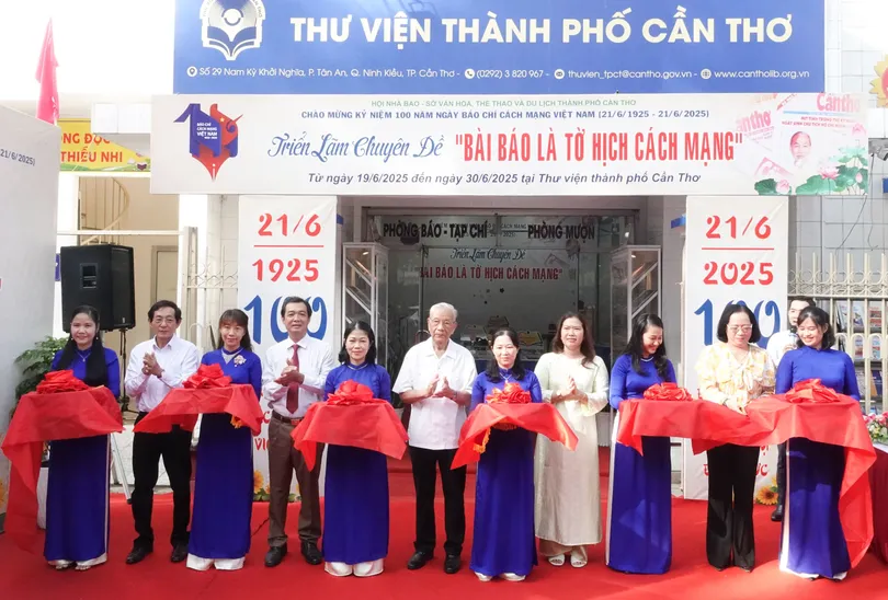 Triển lãm nhiều hình ảnh, hiện vật quý về báo chí cách mạng ở Cần Thơ