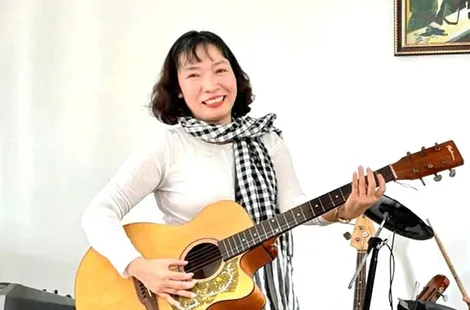 Vẻ đẹp độc đáo của hoa và đá trong “Hoa rêu”