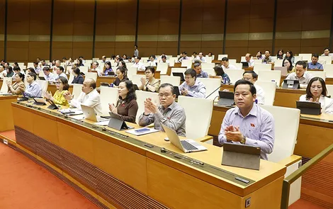 Chính thức bỏ 8 tội danh có hình phạt tử hình