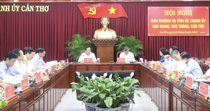 Hậu Giang, Sóc Trăng và Cần Thơ họp bàn về sắp xếp tổ chức bộ máy và phương án nhân sự