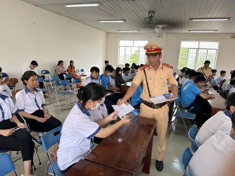 Tuyên truyền an toàn giao thông với nhiều hình thức phong phú