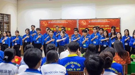 Vun đắp lý tưởng sống của sinh viên