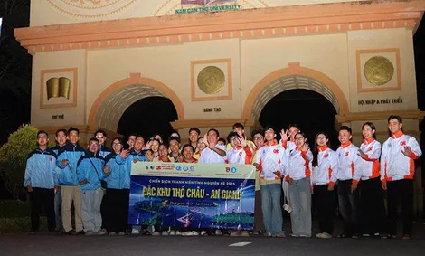 Tuổi trẻ Trường Ðại học Nam Cần Thơ xuất quân Chiến dịch Thanh niên tình nguyện hè tại đặc khu Thổ Châu, tỉnh An Giang