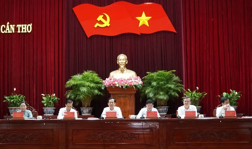 Tập trung cao độ cho phát triển kinh tế - xã hội thành phố