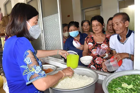 Ấm lòng bệnh nhân