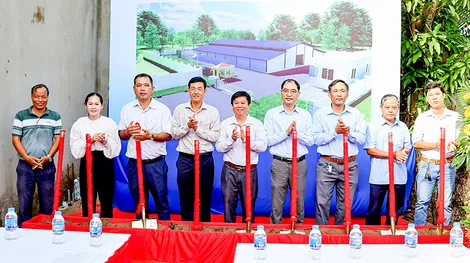 Khởi công xây dựng Trạm trung chuyển rác thải
