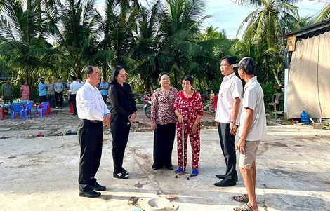 Kịp thời hỗ trợ người dân xã Xà Phiên bị thiệt hại do giông lốc