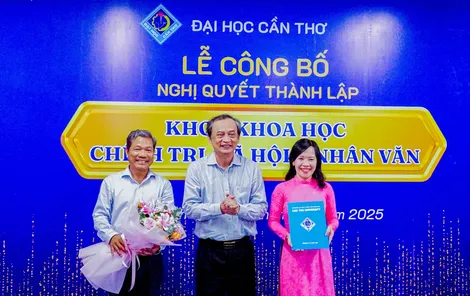 Đại học Cần Thơ kiện toàn tổ chức bộ máy