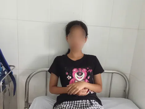 Thăm hỏi, hỗ trợ cháu gái 14 tuổi bị đánh hội đồng