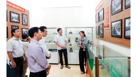 Về thăm căn cứ dưới tán rừng tràm