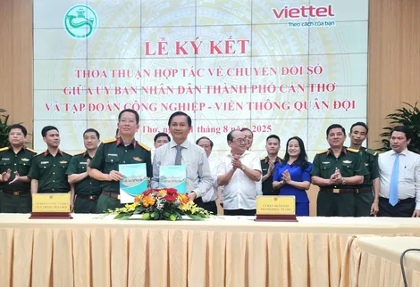 Thỏa thuận hợp tác chiến lược chuyển đổi số giữa UBND TP Cần Thơ và Viettel