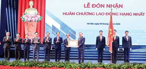 Không áp đặt những chuẩn mực cũ cho một nền giáo dục hiện đại
