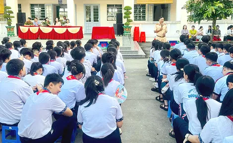 Hướng dẫn kỹ năng an toàn giao thông cho học sinh đầu năm học mới